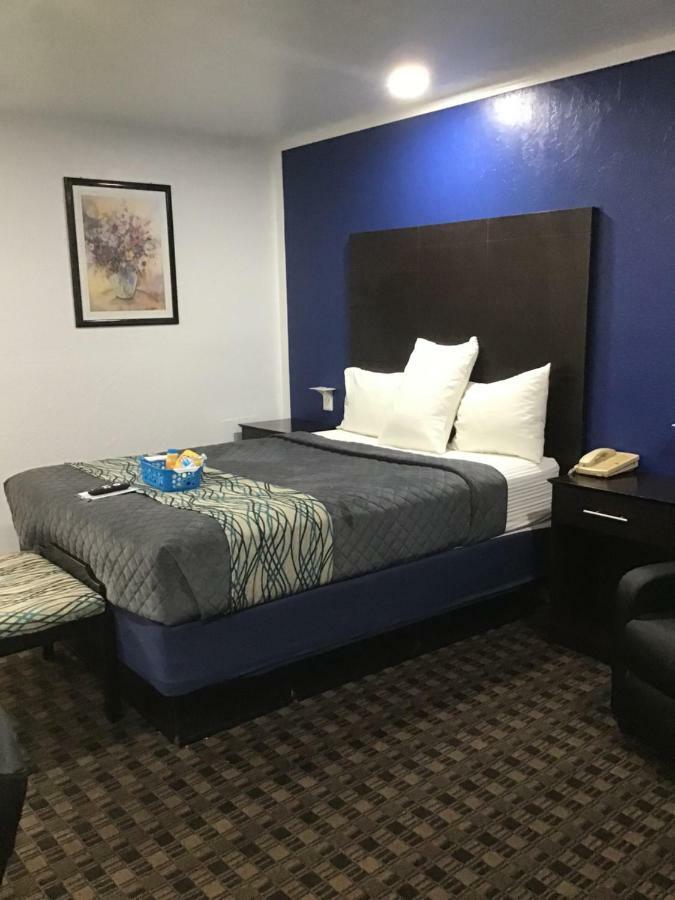 Budget Inn & Suites Oklahoma City Exterior photo